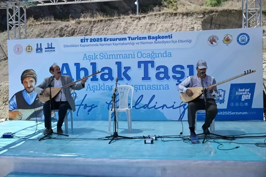 Asik Summani Anma Etkinligi Narmanda Gerceklestirildi