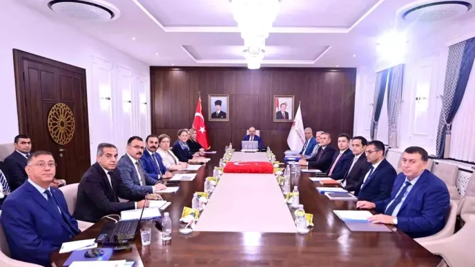 Aydinda Dar Gelirli Vatandaslar Icin Sosyal Konut Projeleri Toplantisi