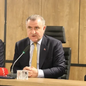 Bakan Bak Terorsuz Turkiye Sureci Basariyla Anlatilacak