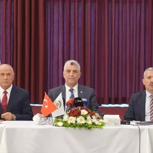 Bakan Bolat Istanbul Gida Toplanticilar Carsisi uyeleriyle bulustu Aciklamasi