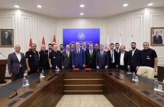Bakan Isikhan 11 hizmet kolunun tamaminda imzalarimizi attik
