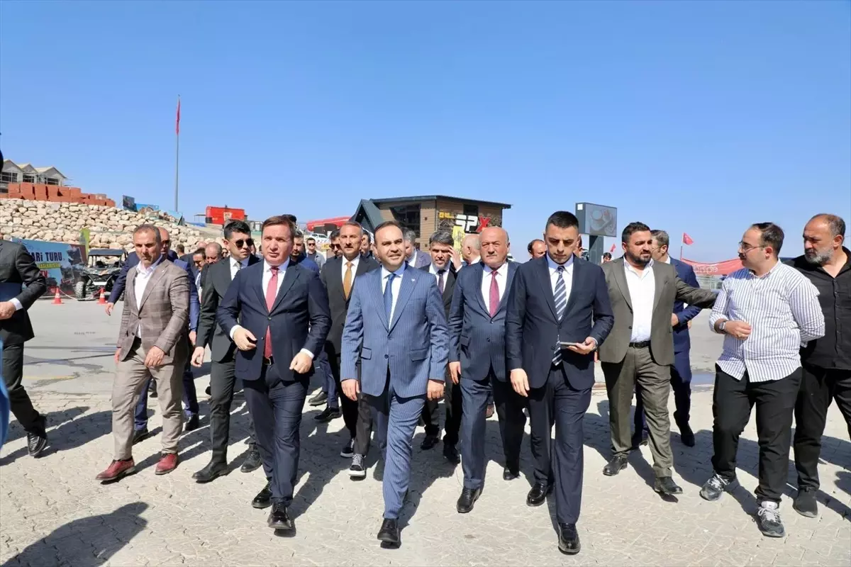 Bakan Kacir Ergan Dagi Kis Sporlari ve Doga Turizm Merkezini