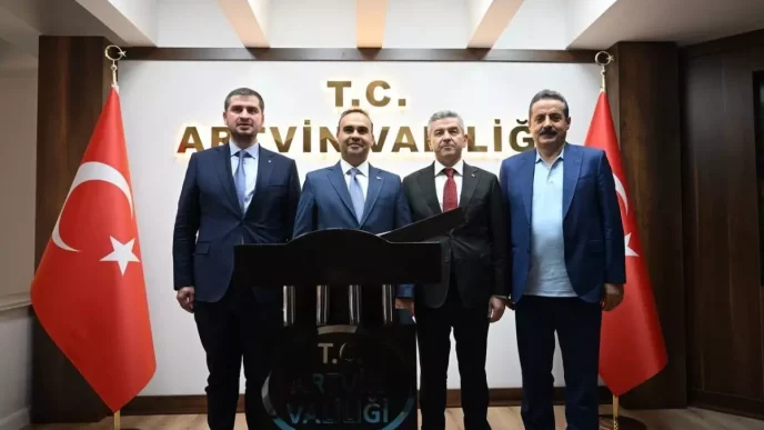 Bakan Kacir Tarihin bir kirilma noktasindayiz