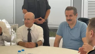 Bakan Simsek Taziyeleri Kabul Etti