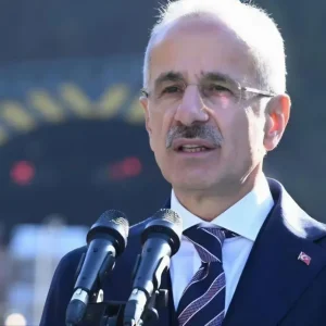 Bakan Uraloglu Deprem Konutlarina Ulasim icin 36 Milyar Liralik Yol