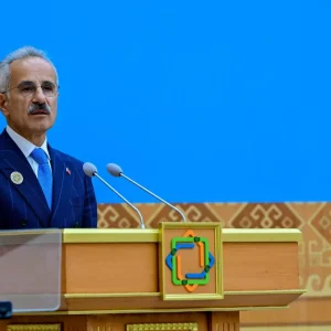 Bakan Uraloglu Gelismis altyapimiz ve kapasitemiz kuresel baglantisalliga stratejik bir