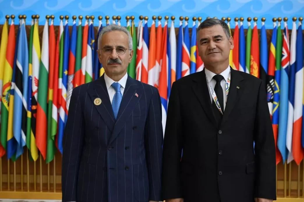 Bakan Uraloğlu, Türkmenistan'da Ulaşım İşbirliği İçin Görüşme Yaptı 2 Bakan Uraloglu Turkmenistanda Ulasim Isbirligi Icin Gorusme Yapti