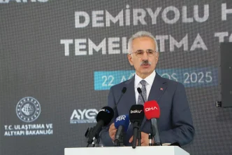 Bakan Uraloglu Zengezur Koridoru bolgesel barisi pekistirecek