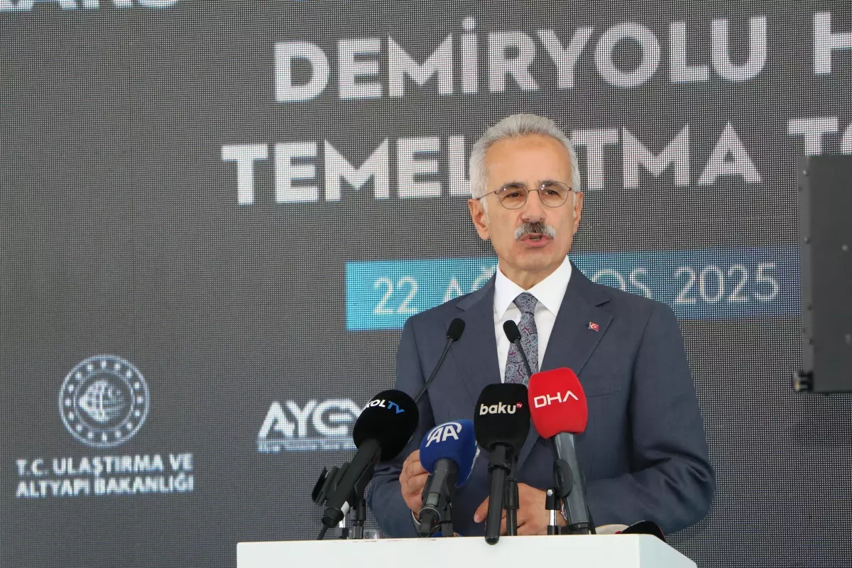 Bakan Uraloglu Zengezur Koridoru bolgesel barisi pekistirecek