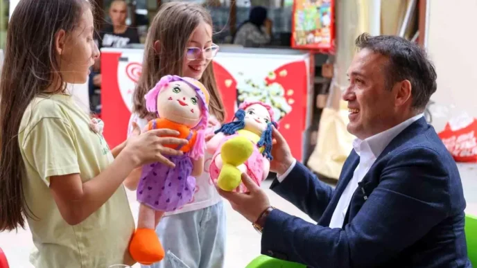 Bilecik Valisi Esnaflarla Bir Araya Geldi