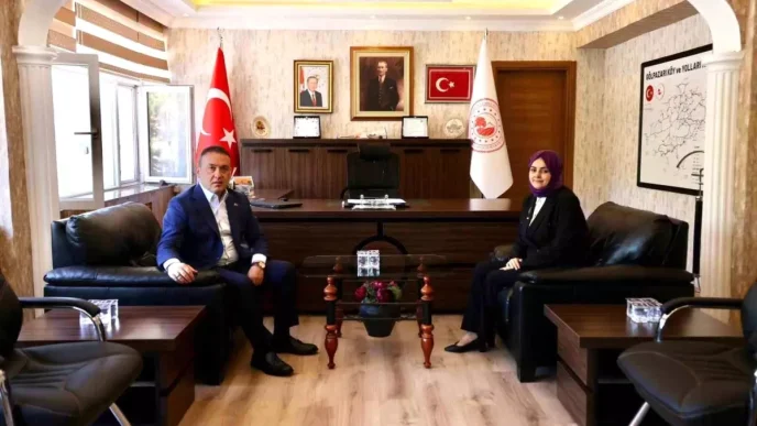 Bilecik Valisi Sozer Golpazari Kaymakami Kilici Ziyaret Etti