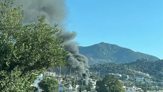 Bodrumda Depoda Yangin Buyuk Hasar ve Panige Neden Oldu