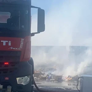 Boluda Hurda Deposunda Yangin Cikti