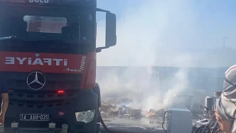 Boluda Hurda Deposunda Yangin Cikti