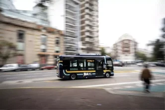 Buenos Aires Ilk Tamamen Elektrikli Otobus Hattini Hizmete Sundi