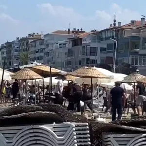 Bursada Ucretsiz Plaja Izin Almadan Sezlong Koyan Isletmeye Operasyon