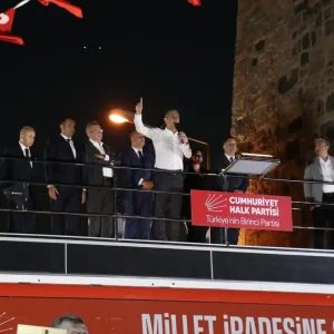 CHP Genel Baskani Ozgur Ozelden Issizlik ve Ekonomik Sorunlar Uzerine