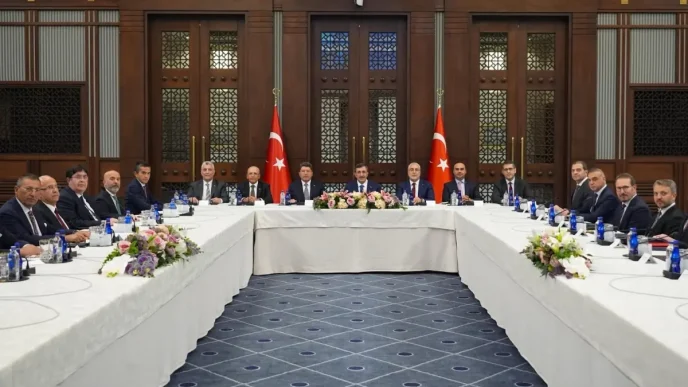 Cevdet Yilmaz TISK Yonetimi ile OVP Hazirliklarini Gorustu