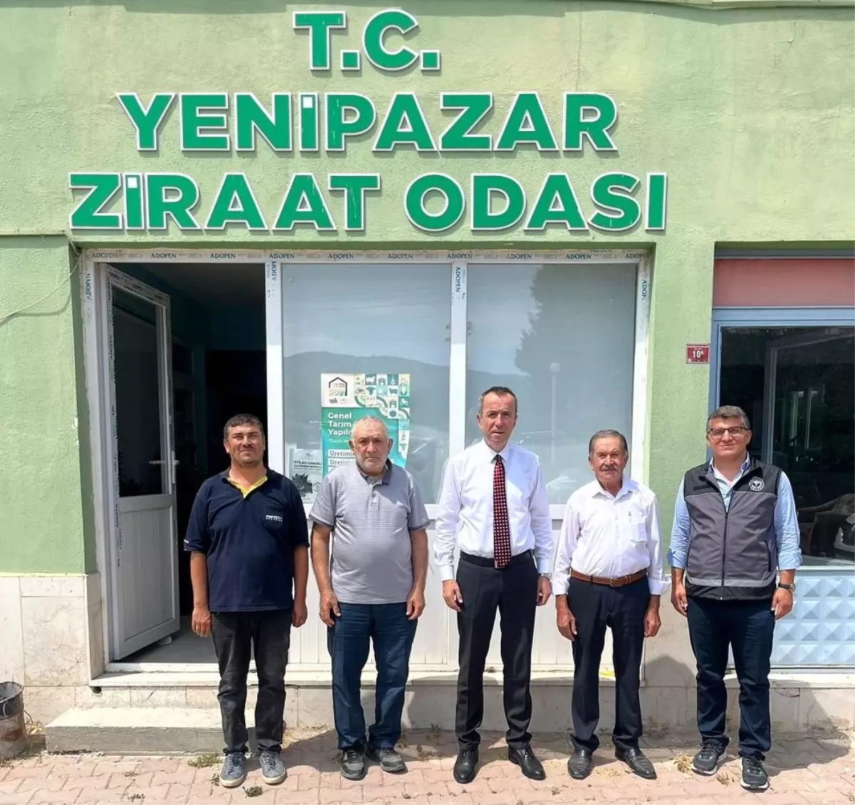 Ciftcilerle Is Birligi Icin Yenipazar Ziraat Odasina Ziyaret