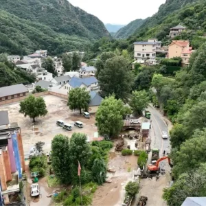 Cin Sel Felaketi Sonrasi Acil Yol Onarimlari Icin 70 Milyon