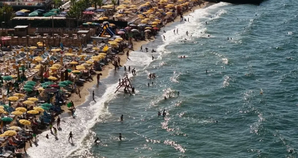 Cinarcikta Yaz Sezonu Yogun Geciyor Doluluk Orani Yuzde 95