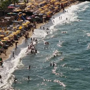 Cinarcikta Yaz Sezonu Yogun Geciyor Doluluk Orani Yuzde 95