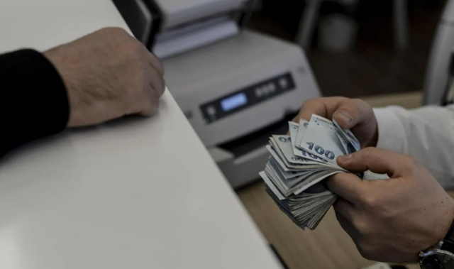Cumartesi günü bankalar açık mı? İş Bankası, Halkbank, Akbank, Garanti Bankası cumartesi günü açık mı?