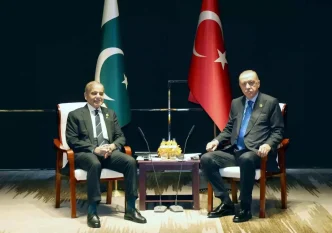 Cumhurbaskani Erdogan Pakistan Basbakani Serif ile gorustu