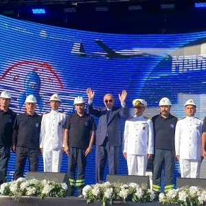 Cumhurbaskani Erdogan Teknofest gencligi bentleri tek tek yikarak dolu dizgin