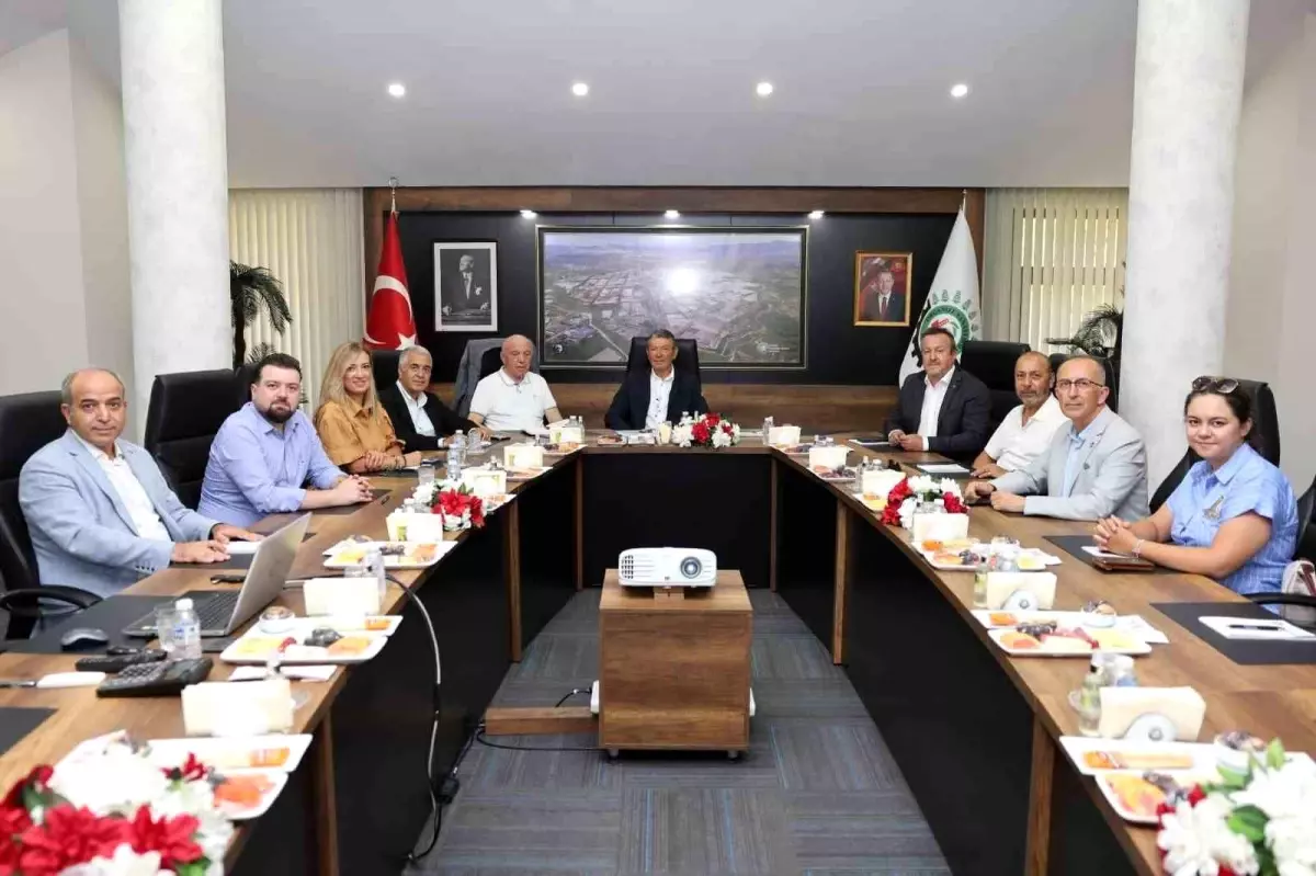 Denizli OSBde Tekstil Sektoru icin Is Birligi Toplantisi