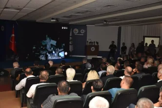 Deprem Belgeseli Gosteriminde Acilar Anildi