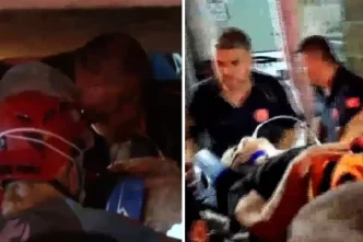 Depremde binalar yikildi Enkaz altinda kalan vatandas boyle cikarildi