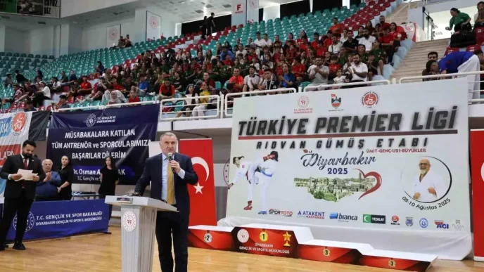 Diyarbakira 35 Milyar Liralik Spor Yatirimi