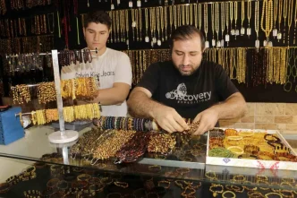 Diyarbakirda Damla Kehribar Taslarina Yogun Ilgi