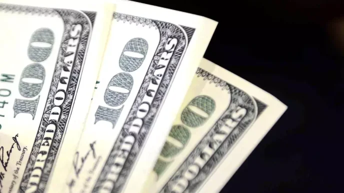 Dolar ve Euro Gune Yukselisle Basladi