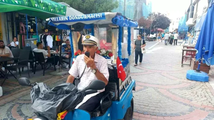Edirnenin Son Dondurmacisi Cetin Dada Yarim Asirdir Dondurma Satiyor