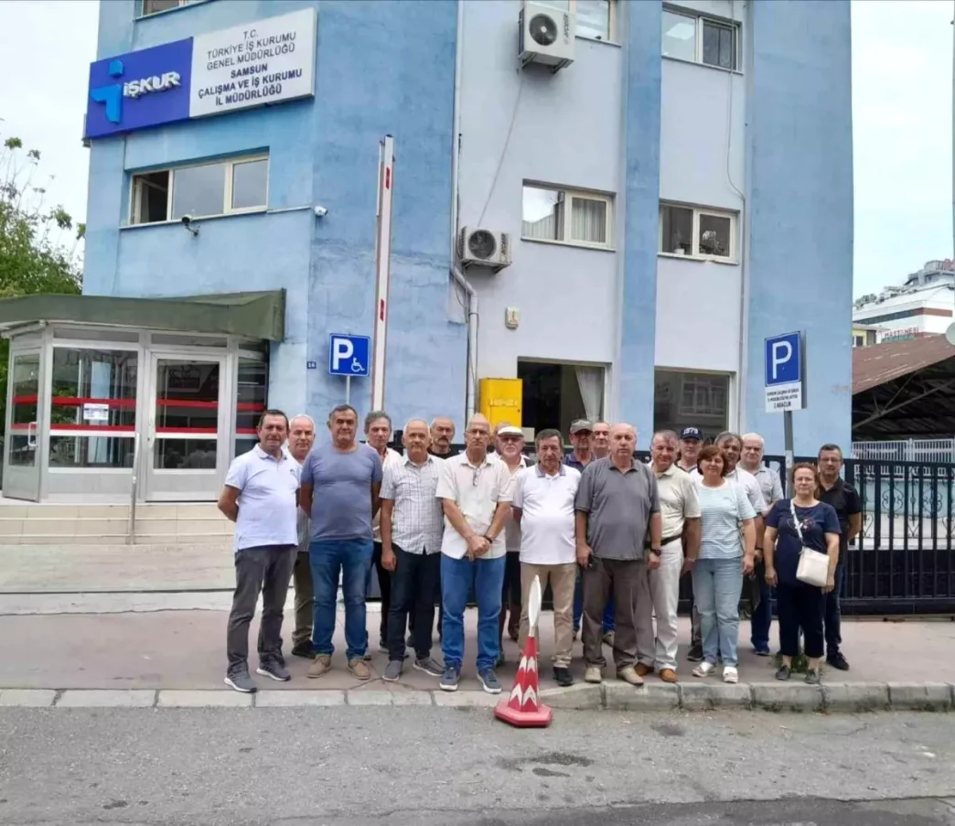 Emekli Astsubaylar Issizlikle Mucadele Icin ISKURa Basvurdu
