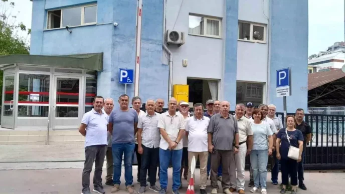 Emekli Astsubaylar Issizlikle Mucadele Icin ISKURa Basvurdu
