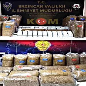 Erzincanda Durdurulan Otobuste 480 Paket Kacak Tutun Ele Gecirildi