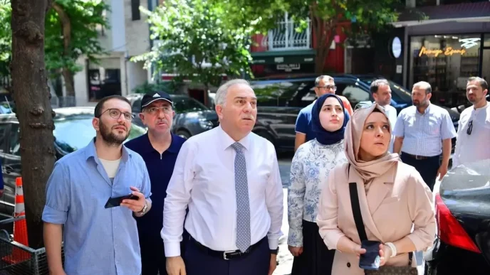 Fatihte Tarihi Dokunun Korunmasi Icin Cephe Rehabilitasyon Projesi Devam Ediyor