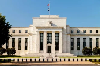 Fed Yonetim Kurulu Uyesi Lisa Cooktan Istifa Cagrilarina Yanit
