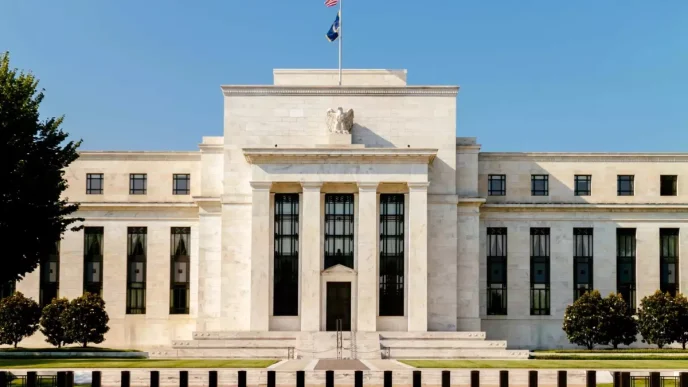 Fed Yonetim Kurulu Uyesi Lisa Cooktan Istifa Cagrilarina Yanit