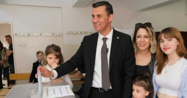 Ferdi Zeyrek kimdir? Ferdi Zeyrek kaç yaşında vefat etti, nereli?