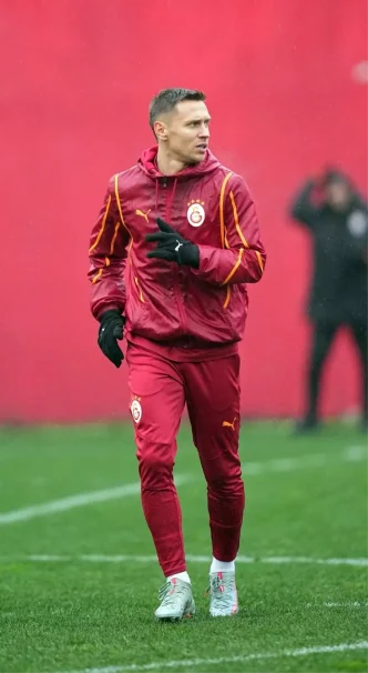 Galatasaray Frankowskinin Rennese Transferini Duyurdu