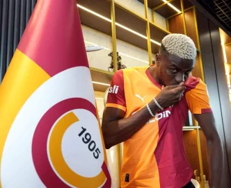 Galatasaray Victor Osimhen ile 4 Yillik Sozlesme Imzaladi