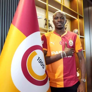 Galatasaray Victor Osimhen ile Bonservis Rekoru Kirdi