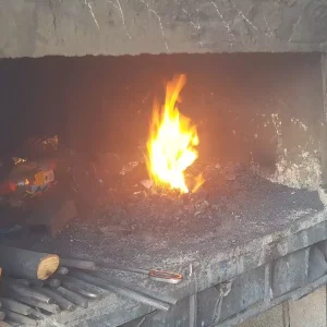 Gaziantepte Demirciler Kavurucu Sicaklikta Calismaya Devam Ediyor