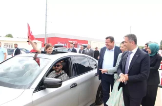 Gurbetciler Turkiye Ekonomisine 10 Milyar Dolar Katki Sagladi