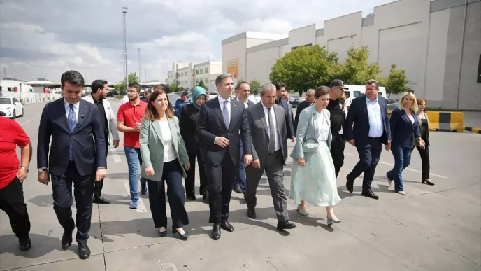 Gurbetcilerle Kapikule Sinir Kapisinda Bulusma