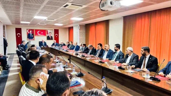 Hakkari Terorsuz Turkiyenin Simge Sehri Olacak